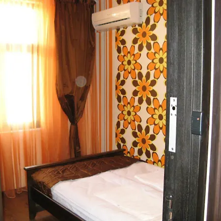 Kapana Hostel *
